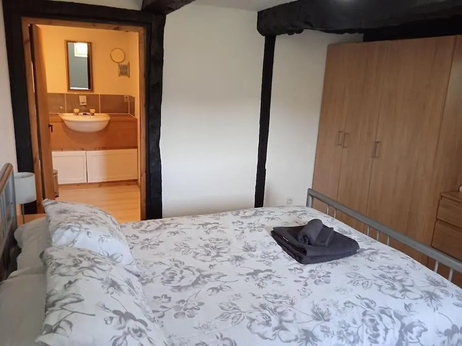 בית נופש Mégrit Tranquillity Cottage צרפת