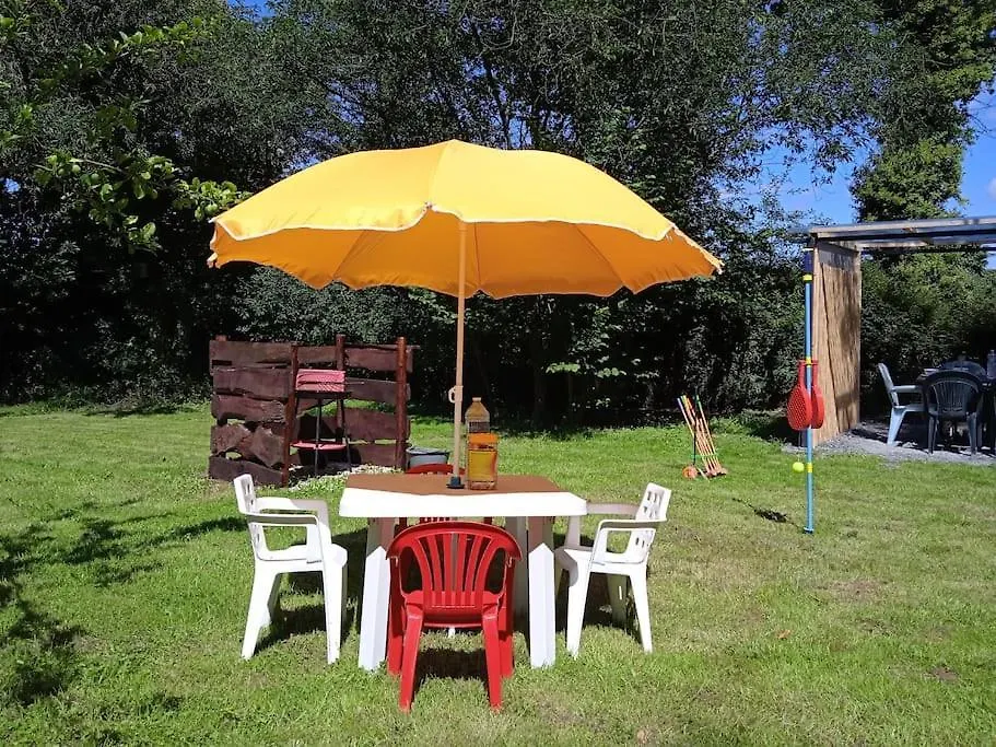 Mégrit Tranquillity Cottage צרפת
